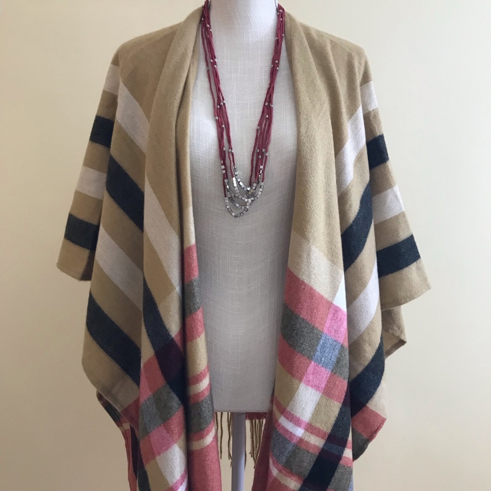 *GIFTED NWT Woolrich Boho Native American PonchoWrap Tan Red Plaid Burberry type - Picture 2 of 11